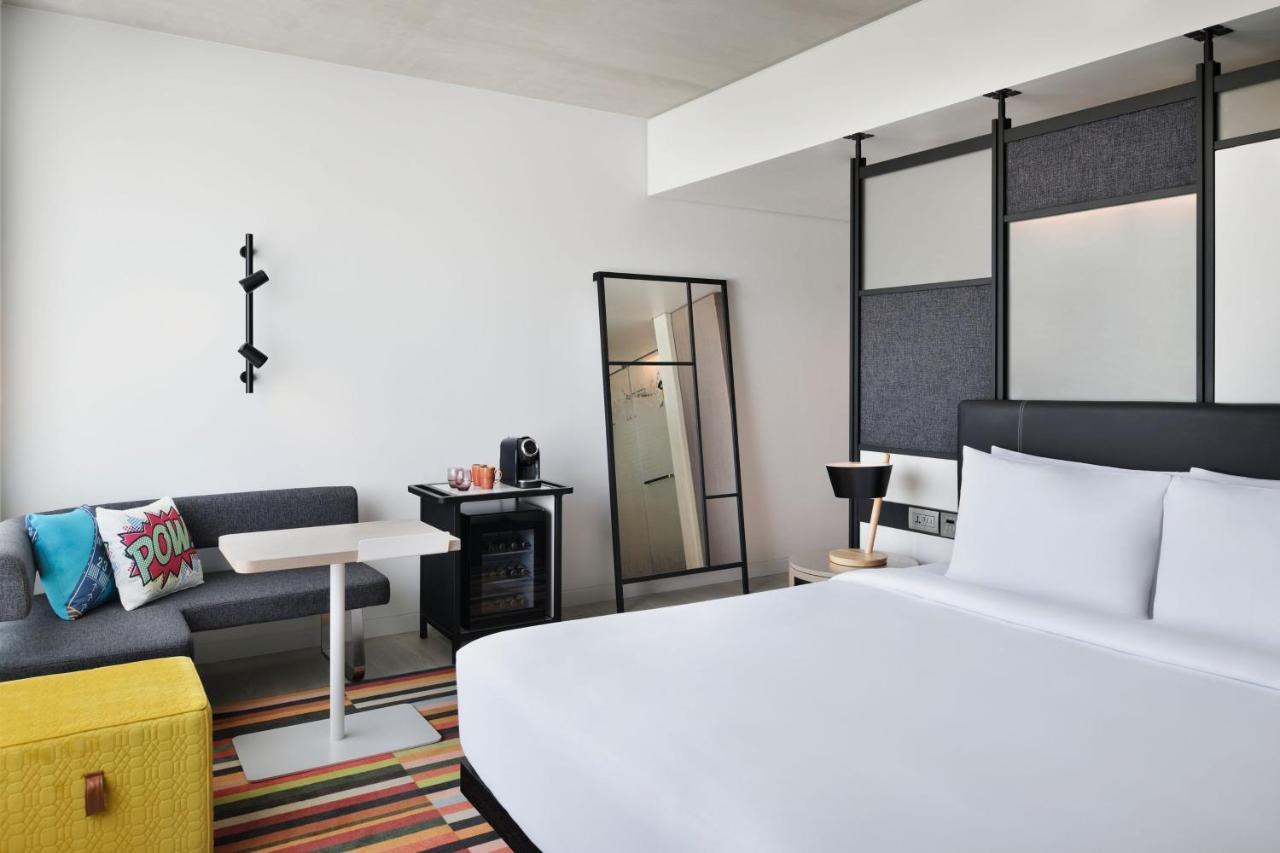 Aloft Muscat Hotel Exterior foto